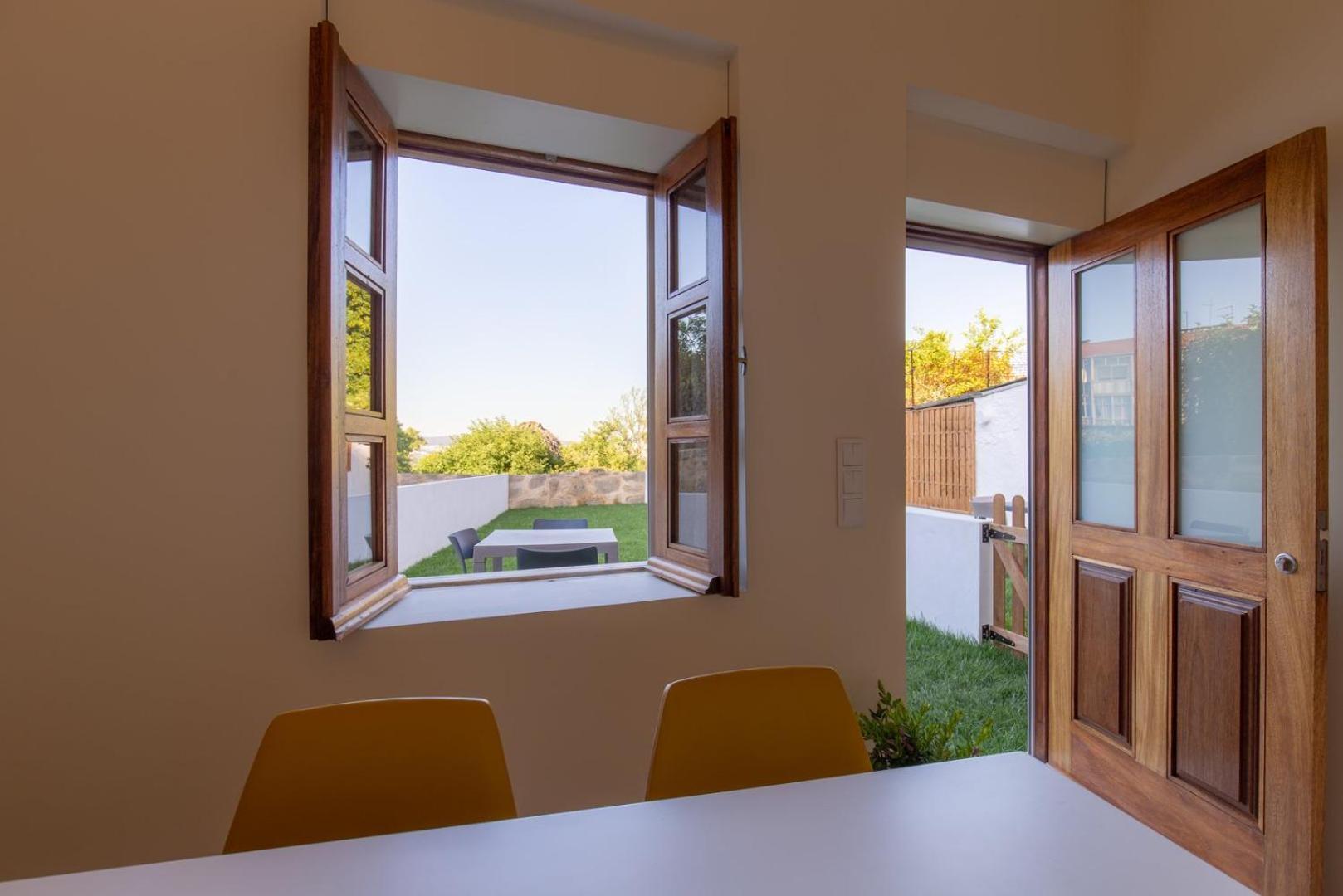 Guestready - Catorze De Outubro Houses II 加亚新城 外观 照片