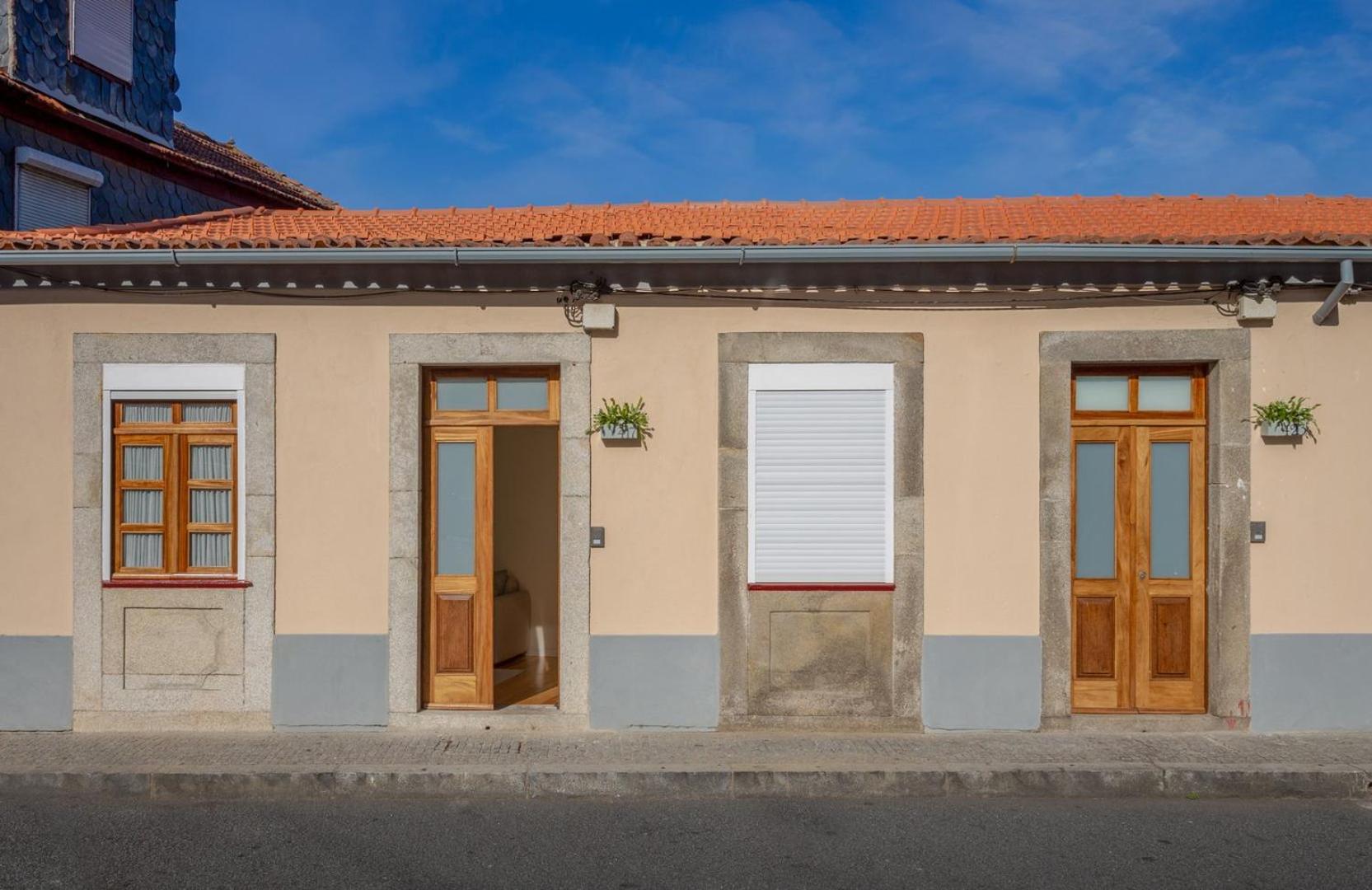 Guestready - Catorze De Outubro Houses II 加亚新城 外观 照片